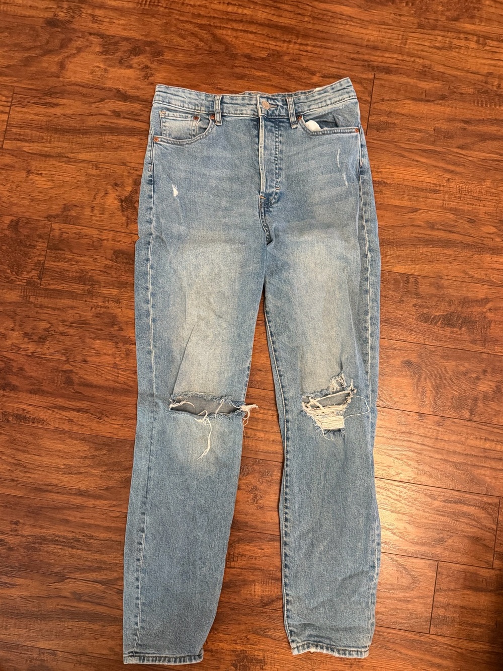 GAP Light Blue Straight Jeans with Knee Rips